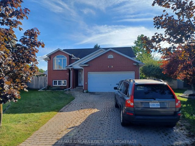 8008 Grossi Court, Niagara Falls