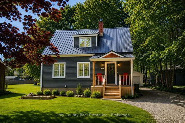 120 Mark Street W, Grey Highlands