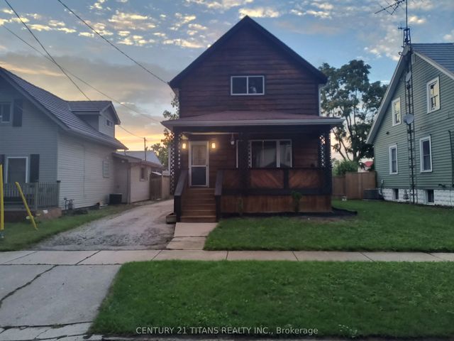 5 Poplar Street, Chatham-Kent