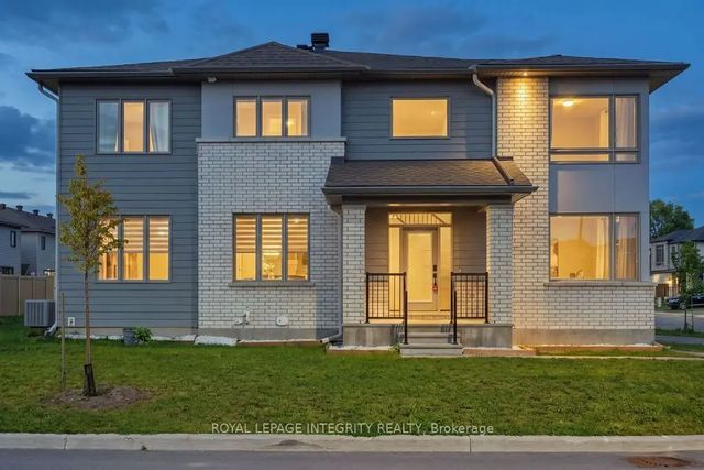 660 Fenwick Way, Barrhaven