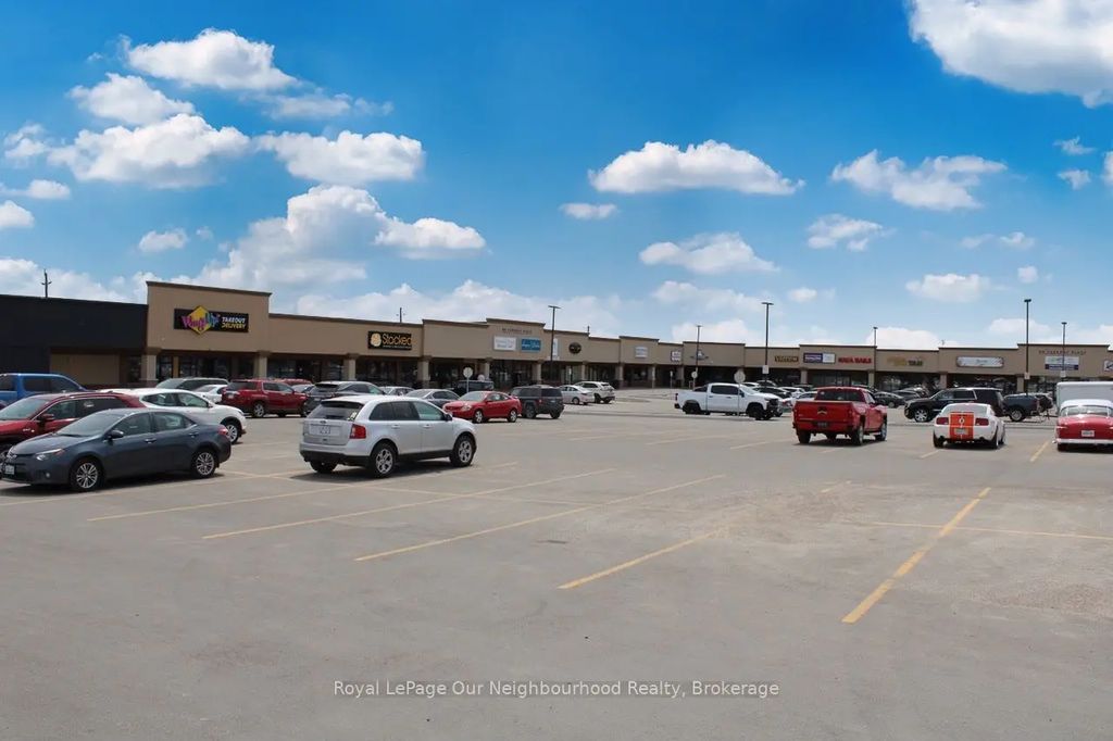1135 Lansdowne Street W 223, Peterborough