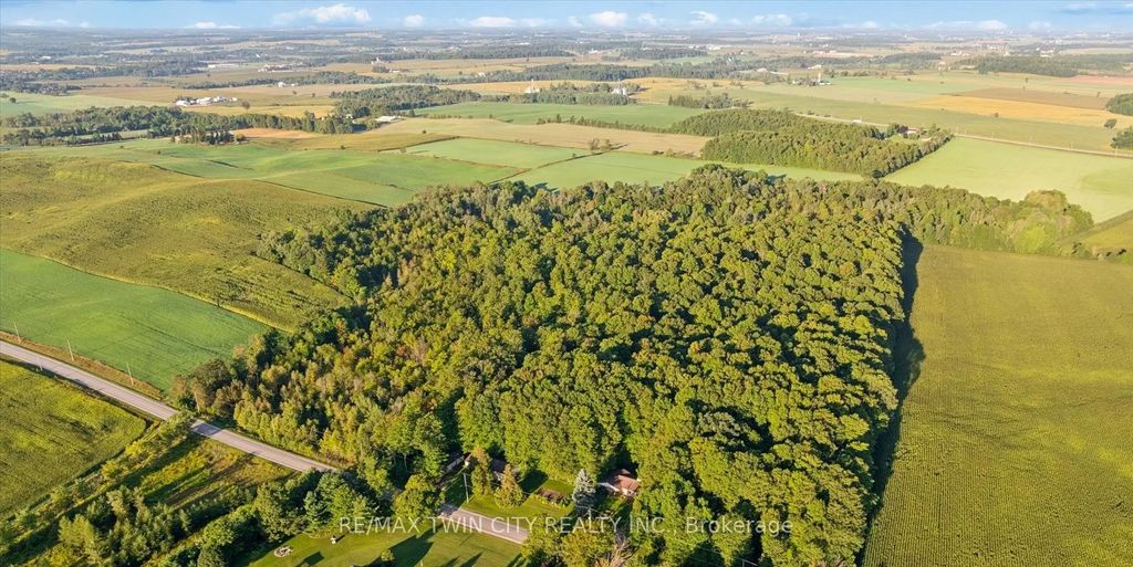 2018 Greenwood Hill Road, Wellesley
