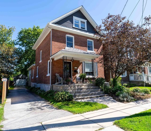 1321 4th Avenue W, Owen Sound