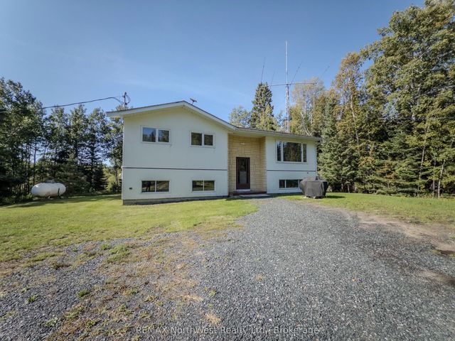693 Carlton Road, Kenora