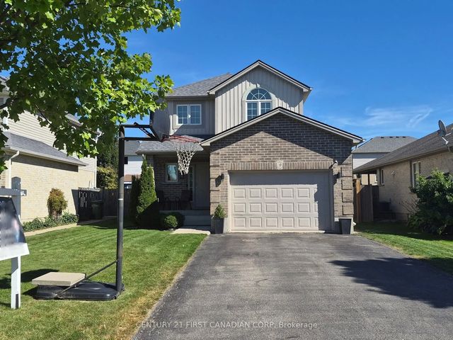 9 Barrett Crescent, St. Thomas