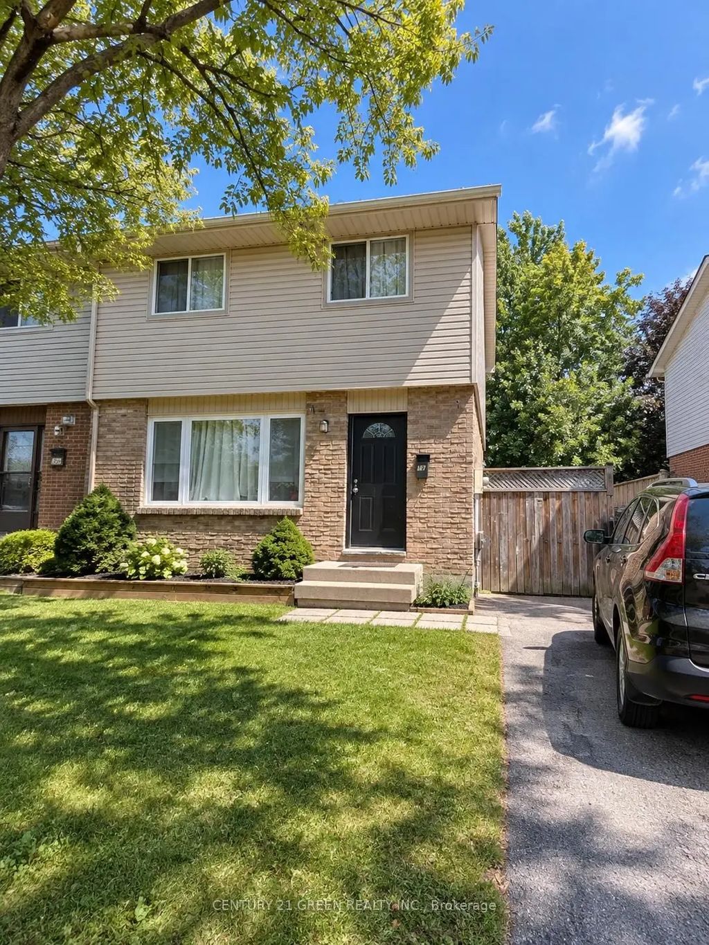 32 Elvira Crescent Bsmt, London South