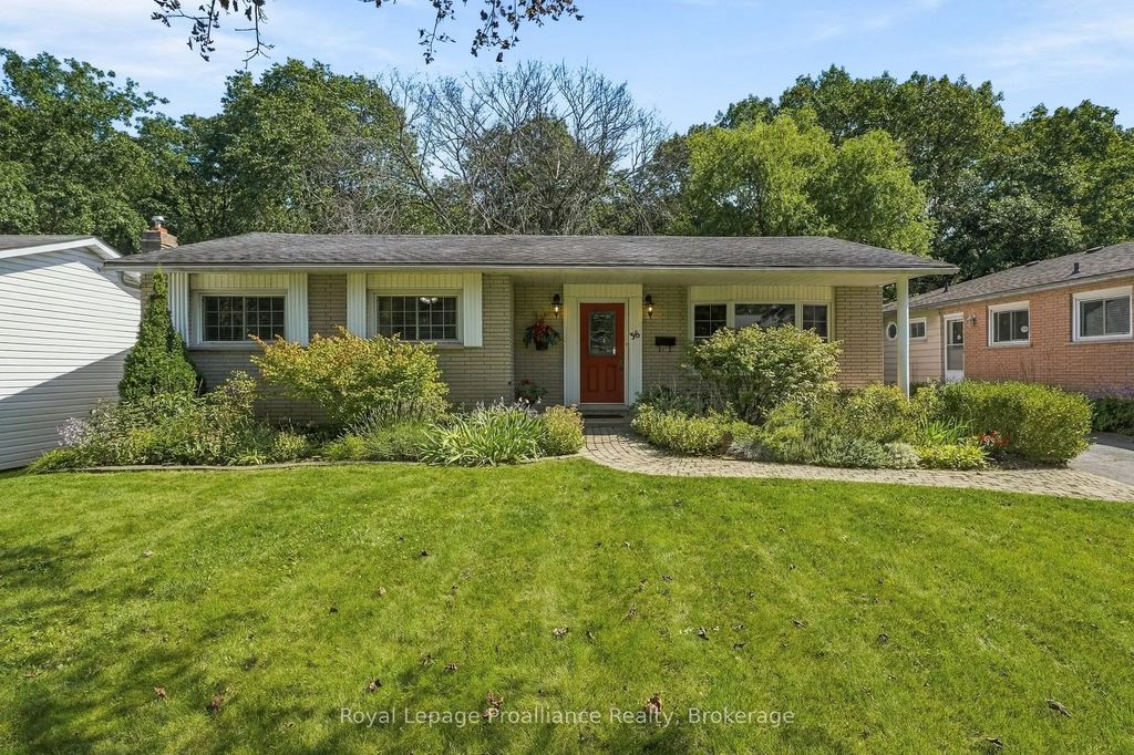 36 Parkview Heights, Quinte West
