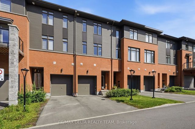 561 Halo Private, Orleans - Convent Glen and Area