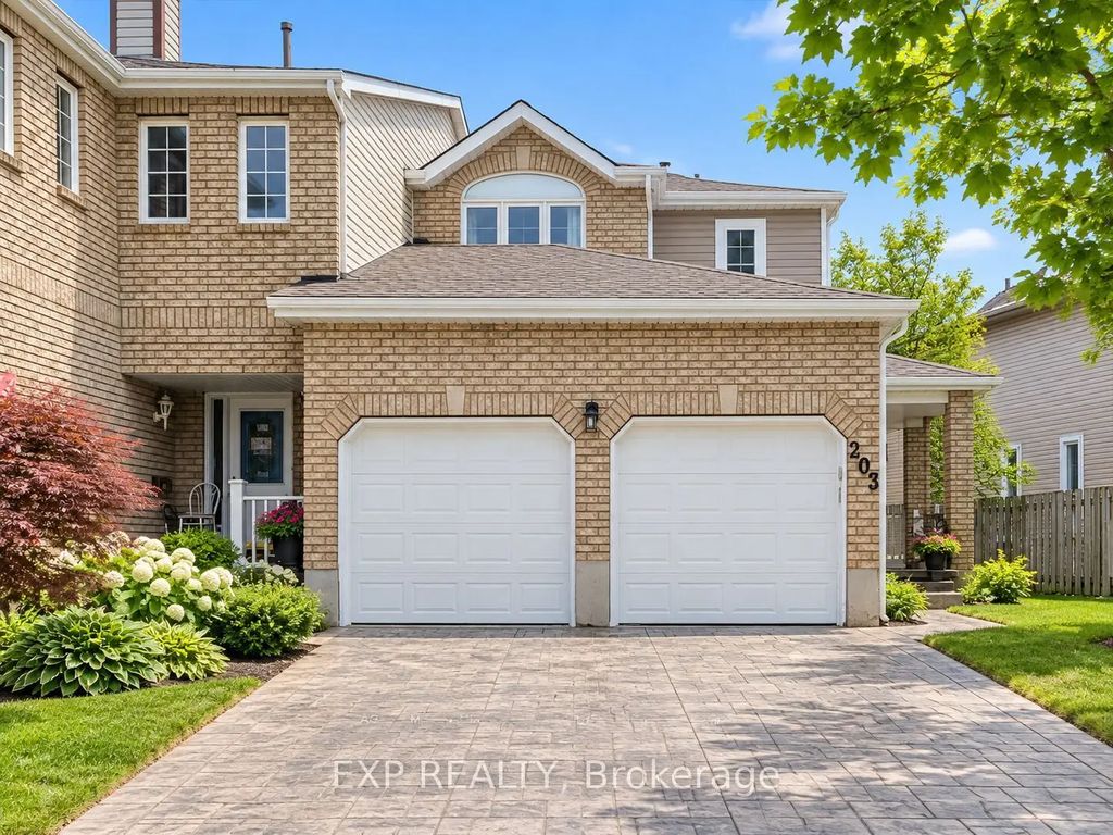 203 Thornbury Crescent, South of Baseline to Knoxdale