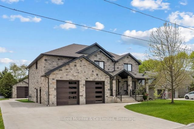 72 Victoria Street S, Saugeen Shores