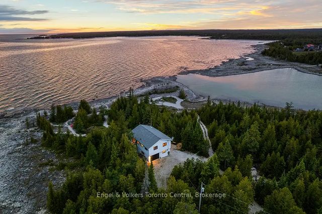 64 Larsen Cove Road N, Northern Bruce Peninsula