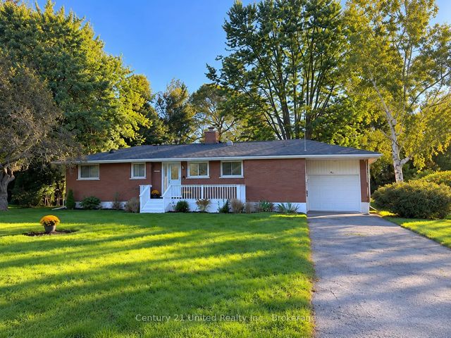 44 Hamilton Avenue, Cobourg