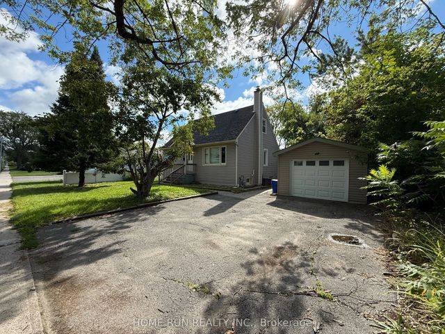 68 Meadowlands Drive W, Meadowlands - Crestview and Area