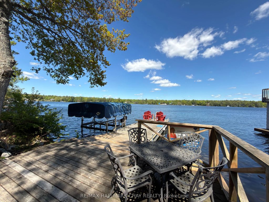 137 Pickerel Point Road, Georgian Bay