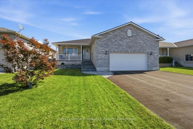 35 Forest Valley Drive, Quinte West
