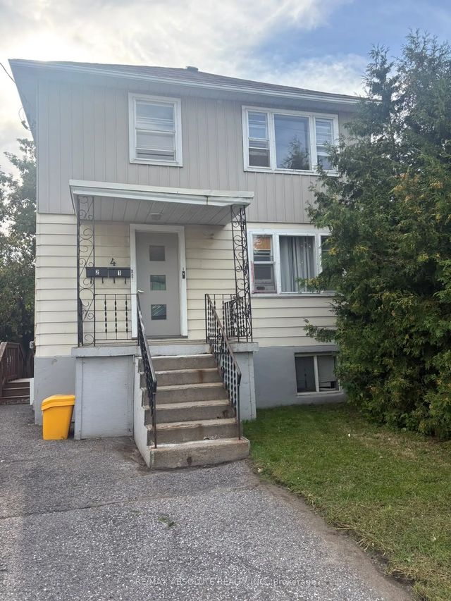 4 Holland Avenue 2, Tunneys Pasture and Ottawa West