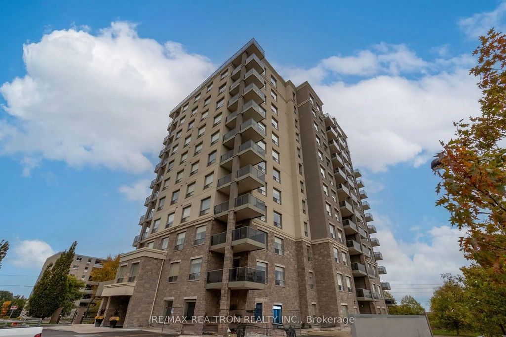 223 Erb Street W 1202, Waterloo