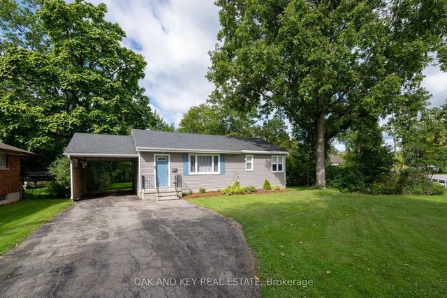 102 Crescent Avenue, Central Elgin