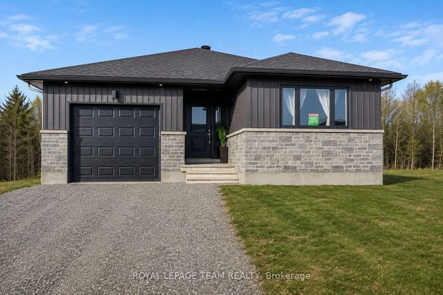 181 Seabert Drive, Arnprior