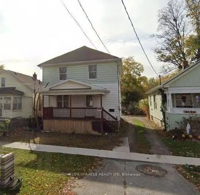 42 Russell Avenue, St. Catharines