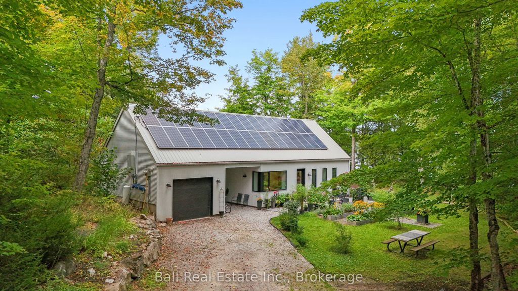 280 Cedarwood Drive, Trent Lakes