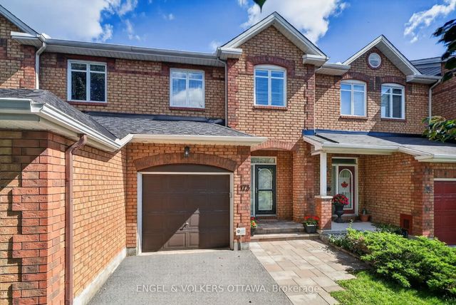 173 Hearst Way, Kanata