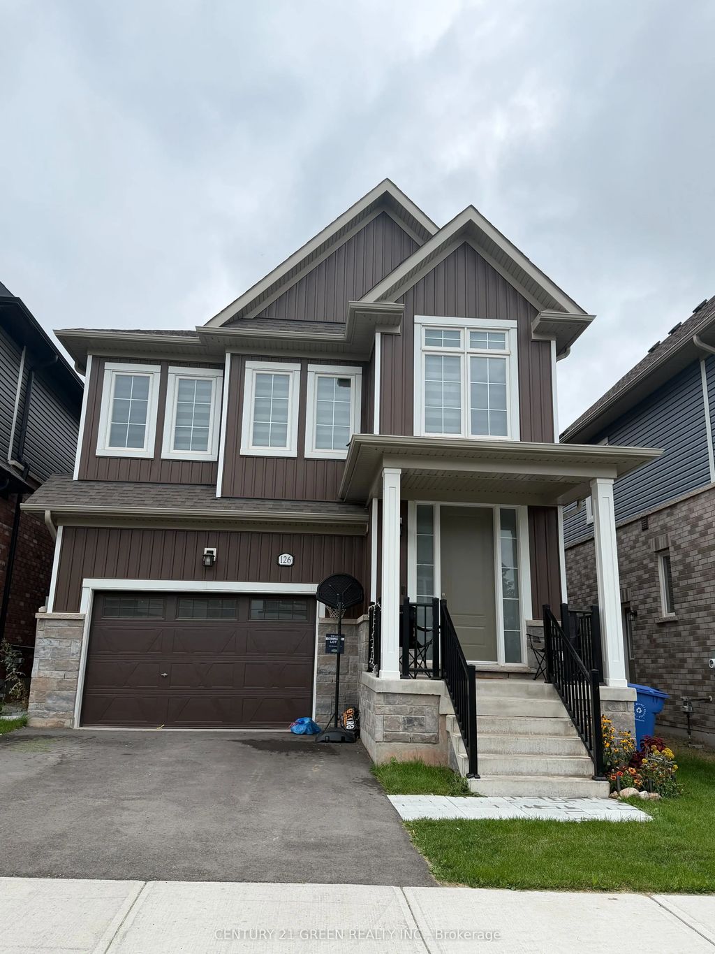 126 Molozzi Street, Erin