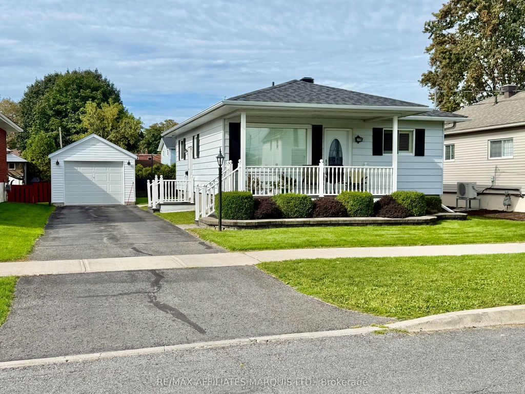 1330 Aubin Avenue, Cornwall