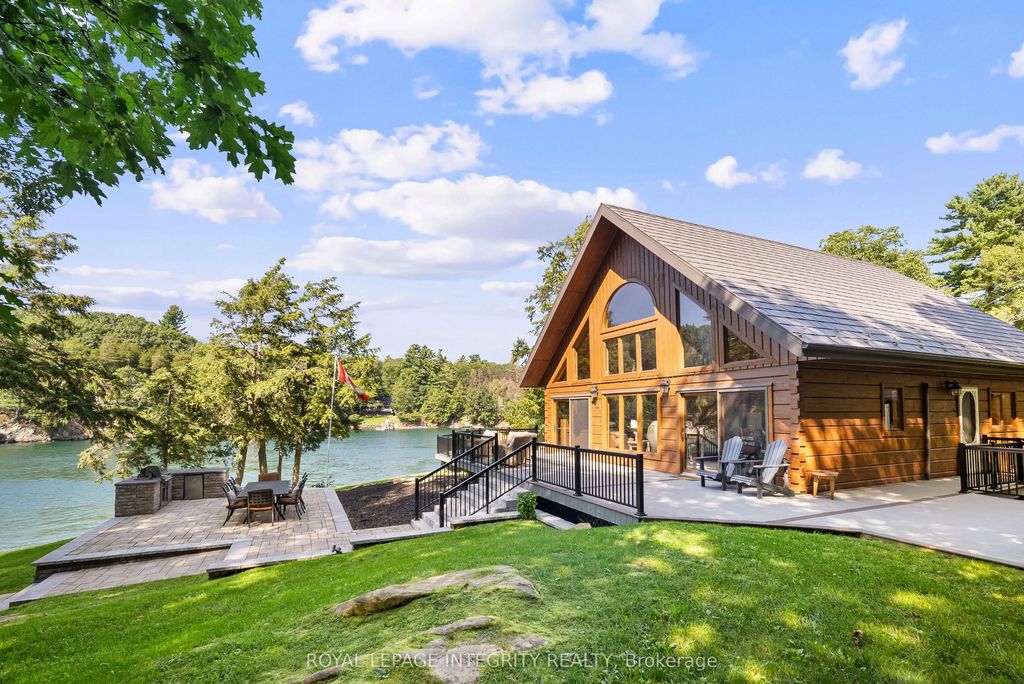 26 Wallace Island, Leeds and the Thousand Islands