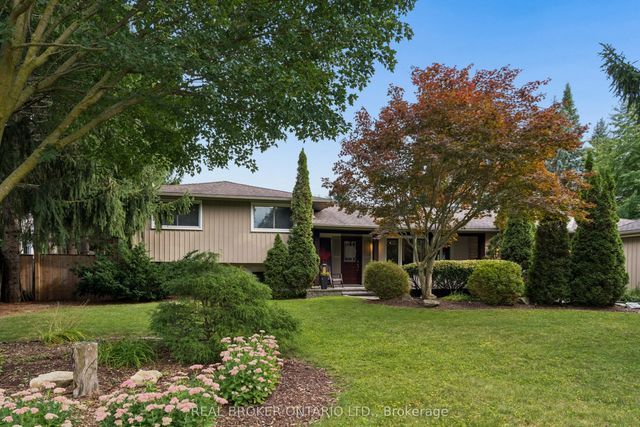 373 Forestlawn Road, Waterloo