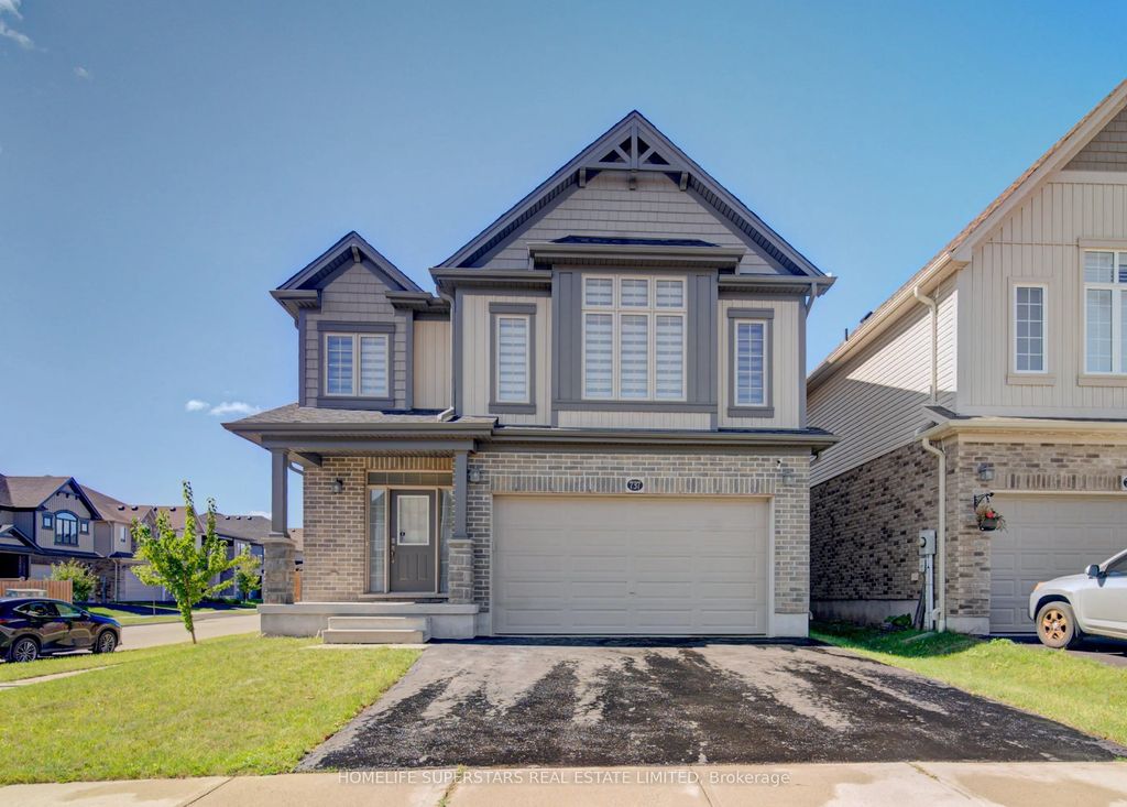 737 Wood Lily Street, Waterloo