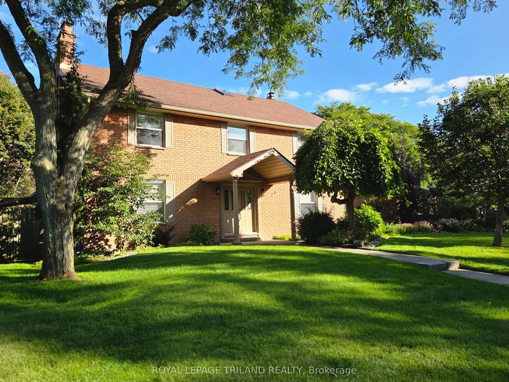 26 Northcrest Drive, London North
