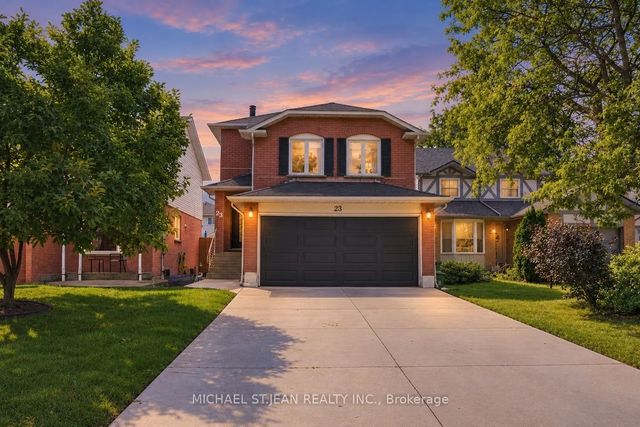 23 Desantis Court, Hamilton