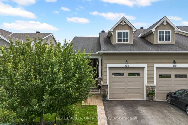 128 George Street W, North Grenville