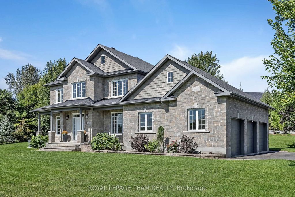 8351 Lourdes Way, Greely - Metcalfe - Osgoode - Vernon and Area