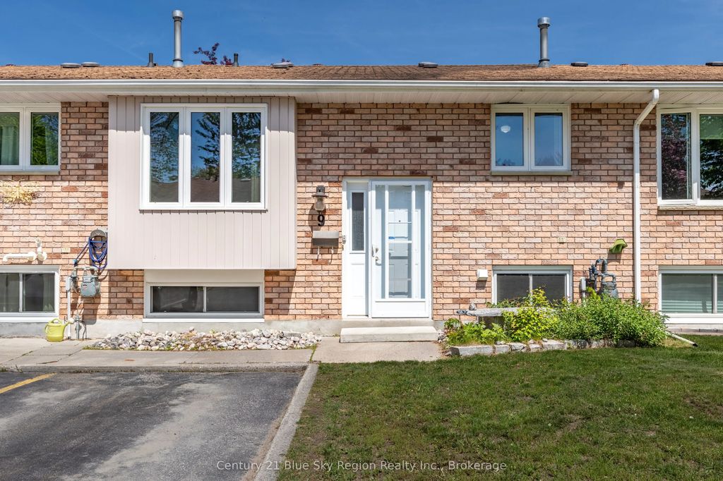 624 Lakeshore Drive 9, North Bay