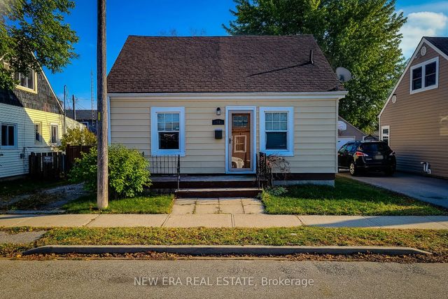 54 Eighth Avenue, Brantford
