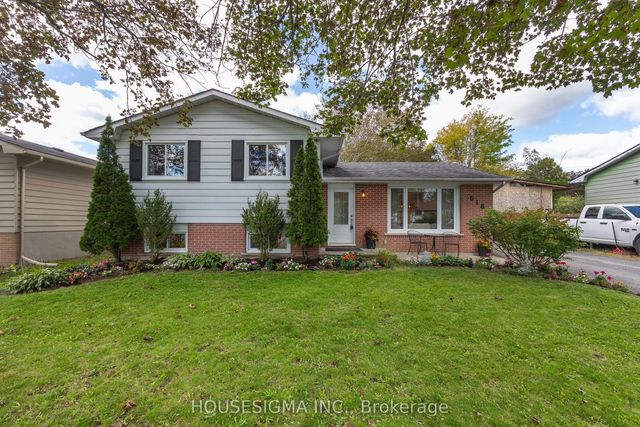 618 Aylmer Crescent, Kingston