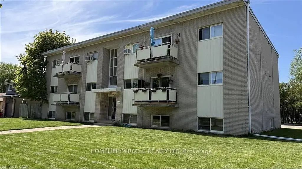 206 Indian Road 202, Kitchener