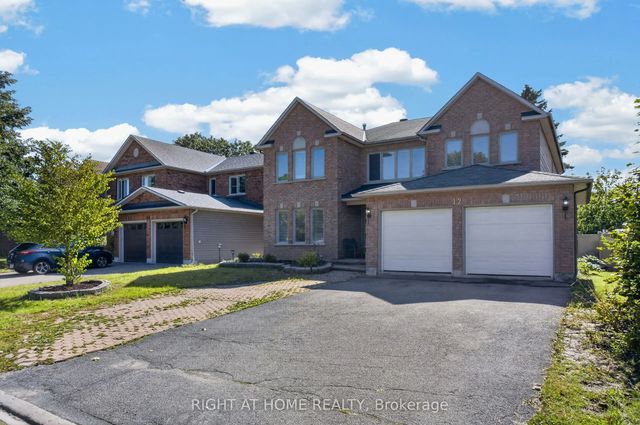 12 Baslaw Drive, Hunt Club - South Keys and Area