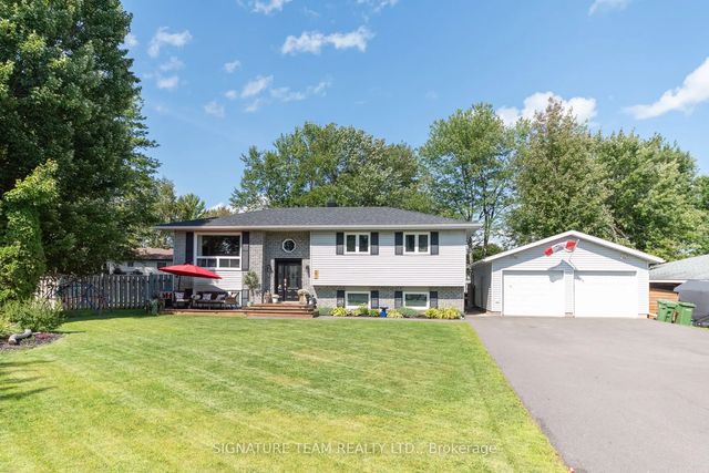 21 Lisa Crescent, Petawawa