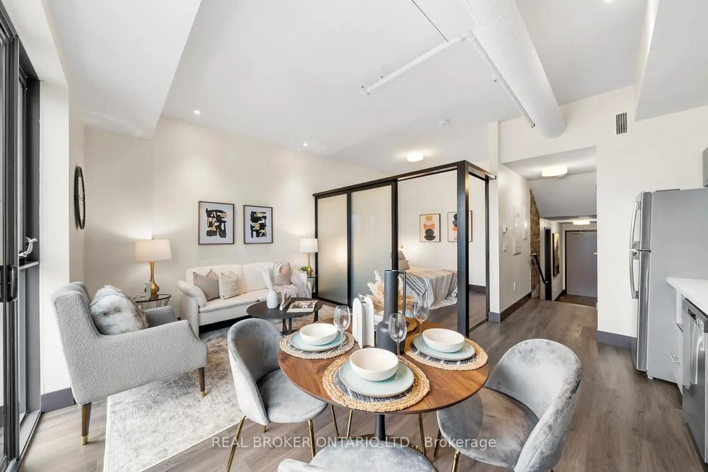 121 King St Street E 206, Hamilton