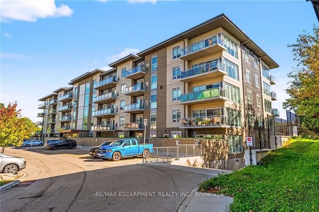 16 Markle Crescent 413, Hamilton