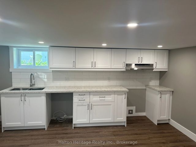 342 Rosedale Avenue 2, Hamilton