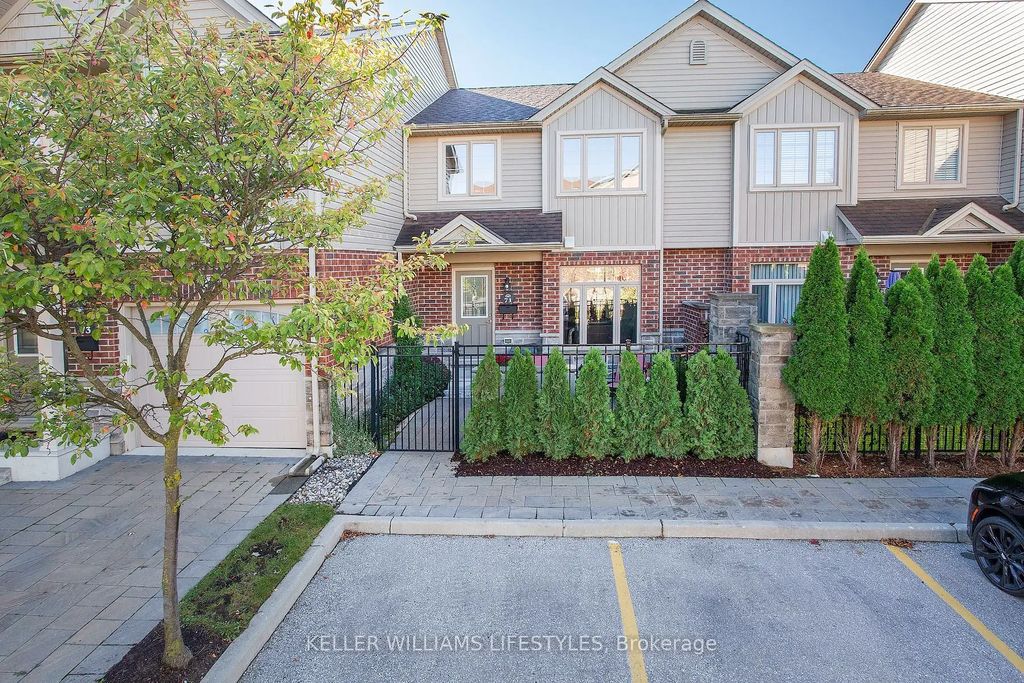 1061 Eagletrace Drive 71, London North