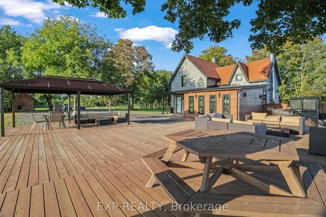 6210 Corduroy Road W, Orleans - Cumberland and Area