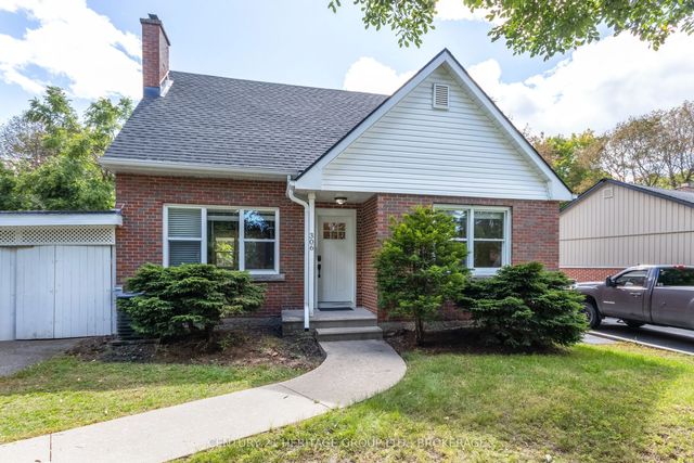 306 Glengarry Road, Kingston