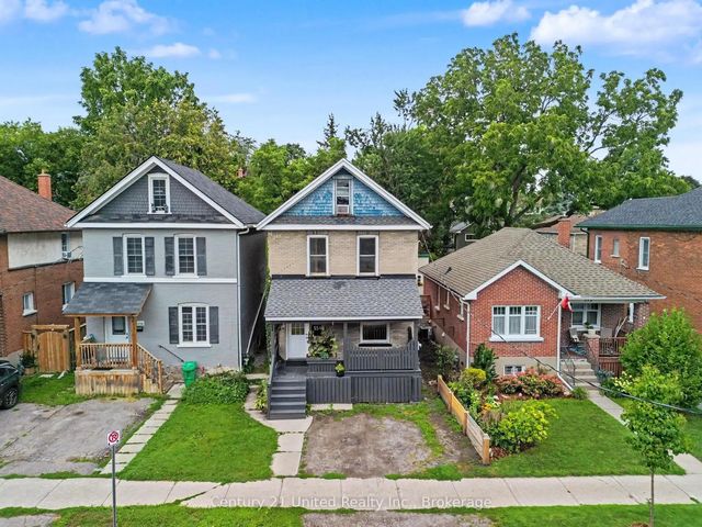 554 Sherbrooke Street, Peterborough
