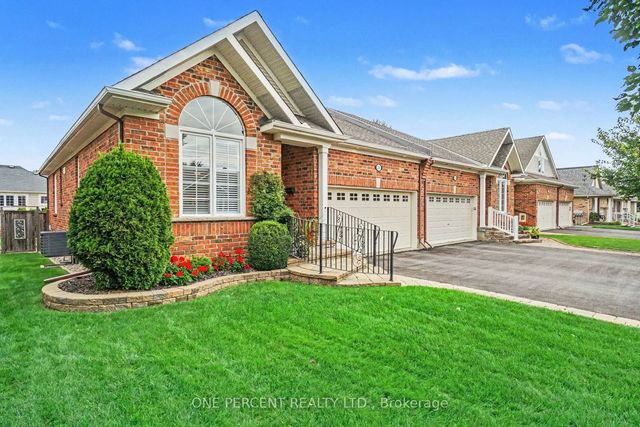 214 Cairnsmore Circle, Barrhaven