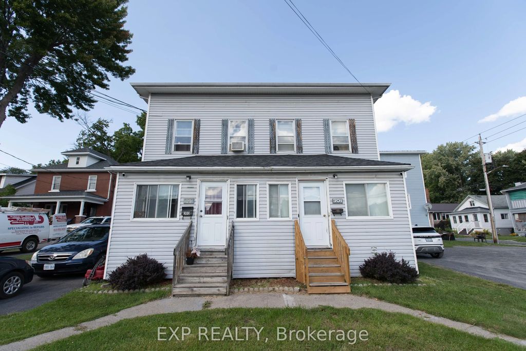 301-303 Fourth Street W, Cornwall